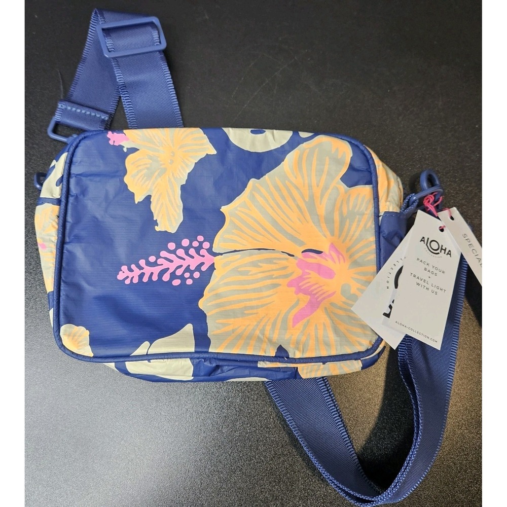 Aloha Collection Le Tour  Crossbody Bag Pape'ete by Samudra Neon Moon on Navy